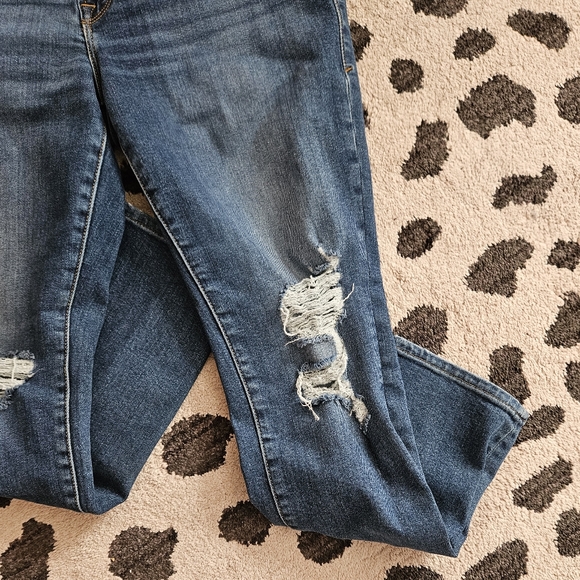 Good American Good Legs Cropped Distressed Straight Jeans GLCI014T Size 10 / 30 - Picture 4 of 8